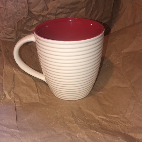 The old pottery company Be merry mug. Perfect condition. - Picture 2 of 4